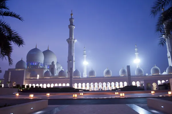 Sheikh Zayed mosque in united arab emirates