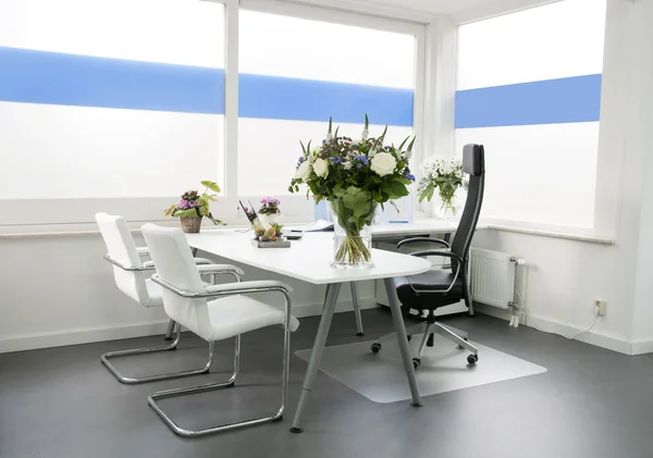 Clean white office — Stock Photo #12067547