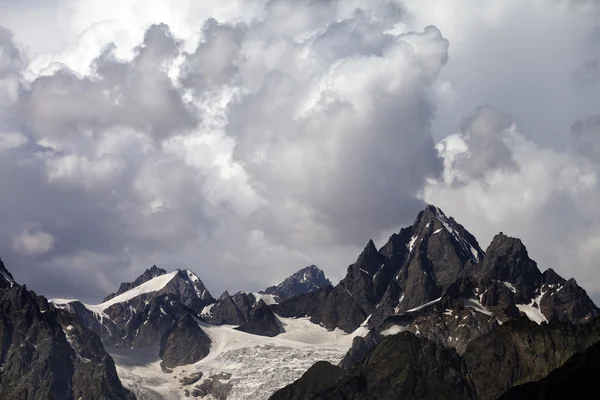 Mountains in storm — Stock Photo, Image