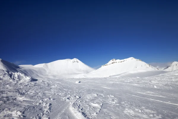Montagne hivernale. station de ski. — Photo