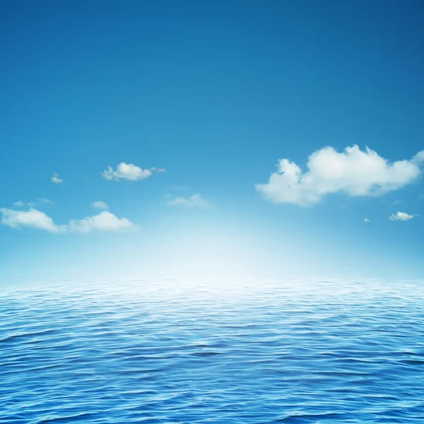 Céu e oceano — Fotografia de Stock