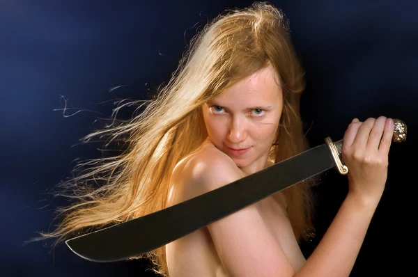 Dívka s mečem — Stock fotografie