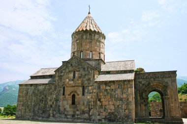 Tatev manastır