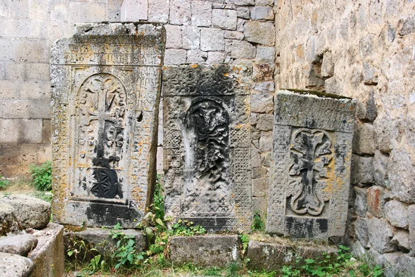 Khachkars ou croix de pierres — Photo