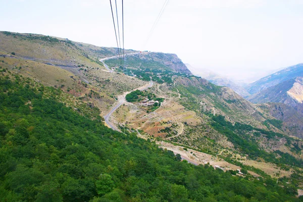 Vue paysage depuis l'altitude des câbles — Photo
