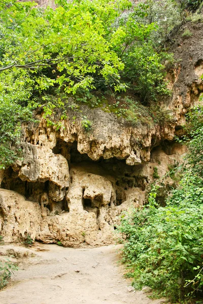 Höhlen an der Teufelsbrücke — Stockfoto