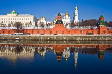 Moskova kremlin ve yansıma