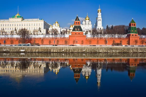 Moscow Kremlin and reflection — Stock Photo, Image