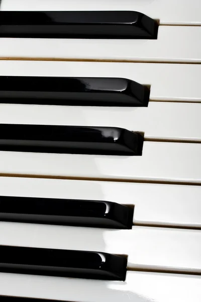 Pianonøkler – stockfoto