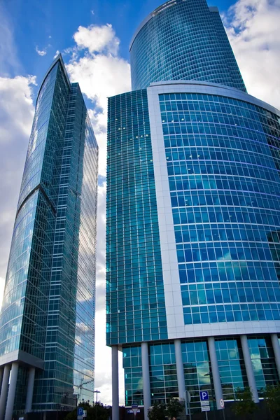 Rascacielos en el Centro de Negocios Internacionales — Foto de Stock