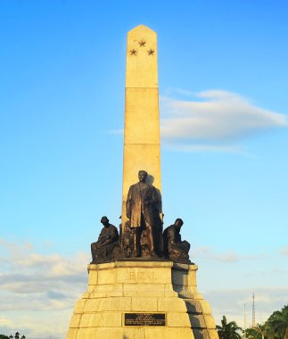 Rizal monument clipart