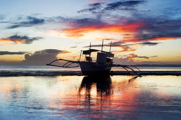 传统的菲律宾船 — 图库照片