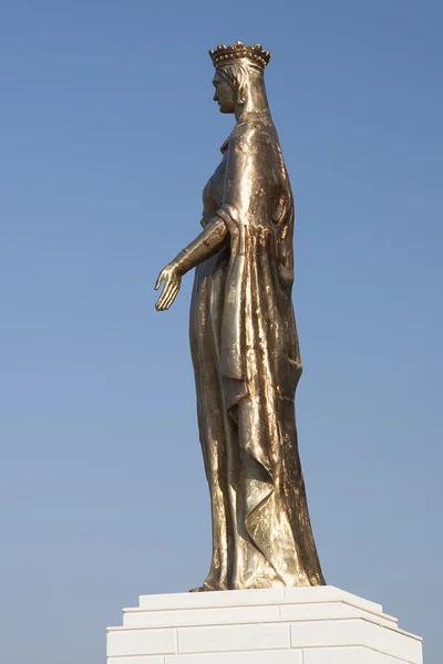 Статуя Діви Марії Золотий — стокове фото