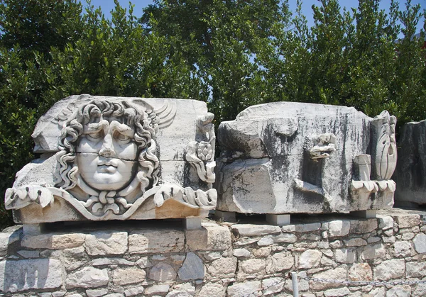 Gorgone de Méduse dans le temple d'Apollon — Photo