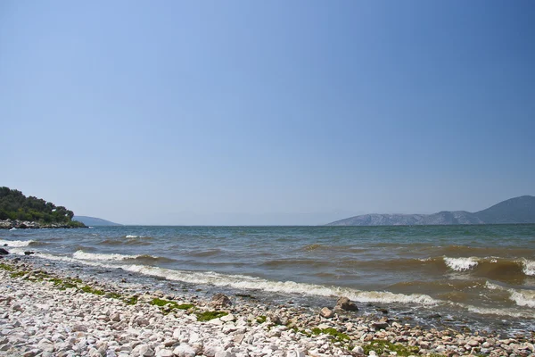 Огромное удивительное озеро в Турции — стоковое фото