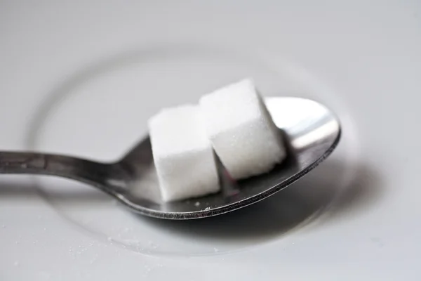 Gula dalam sendok — Stok Foto