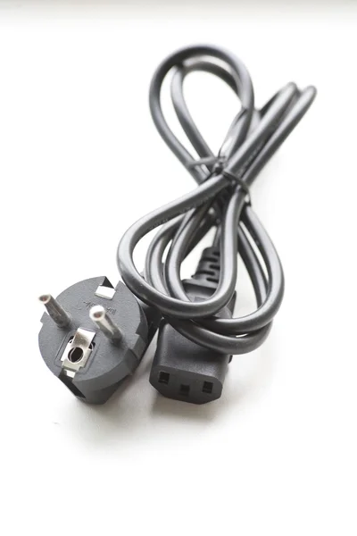 Zwarte elektrische kabel, geïsoleerd op wit — Stockfoto