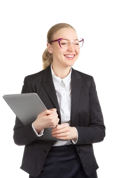 Rolig affärskvinna med laptop skrattar — Stockfoto