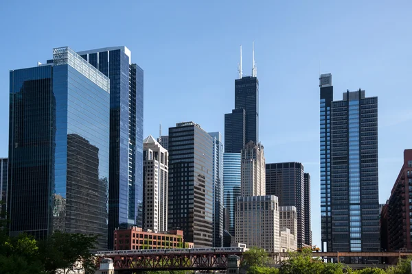Chicago látképe a folyó — Stock Fotó