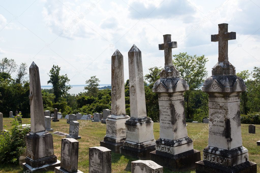 Graves at St Ignatius church Maryland