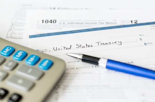 USA tax form 1040 for year 2012 with check — Stock Photo, Image
