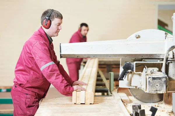 Primer plano carpintería madera corte transversal — Foto de Stock