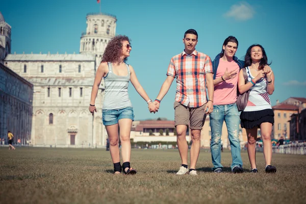 Turistler Pisa — Stok fotoğraf