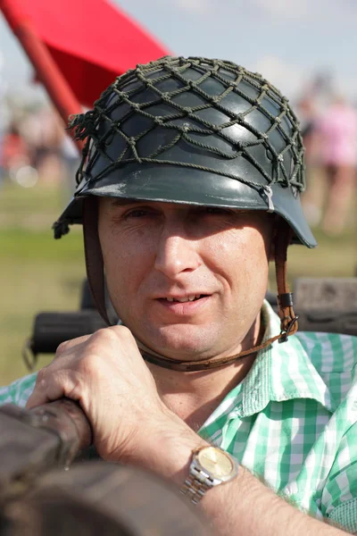 Man with camouflage helmet — Stock Photo, Image