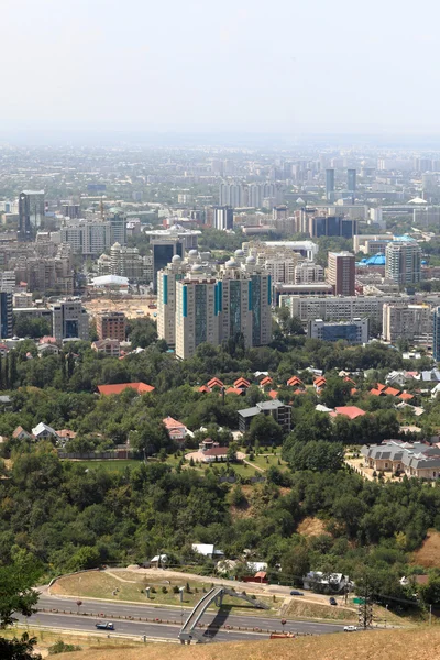 Luftaufnahme von Almaty — Stockfoto