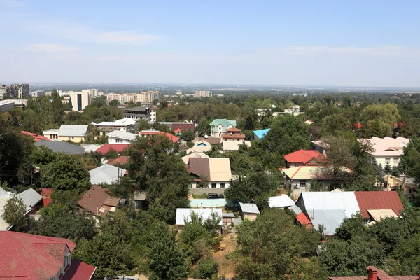 Residential suburb of Almaty — Stock Photo, Image