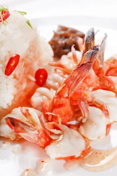 Rice with shrimps - Japanese dish — Stock Photo, Image