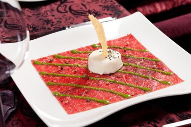 sığır carpaccio