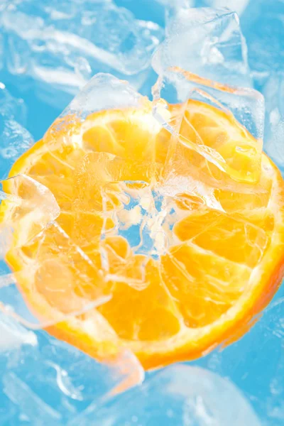Naranja y hielo — Foto de Stock