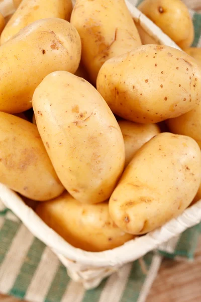 新鲜马铃薯 — 图库照片