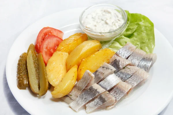 Herring with vegetables — Stock Photo, Image