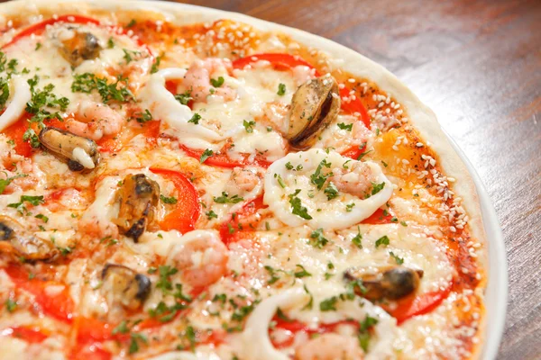 Mořské plody pizza — Stock fotografie