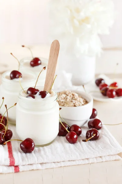 Yoghurt with cherry — Stock Photo, Image