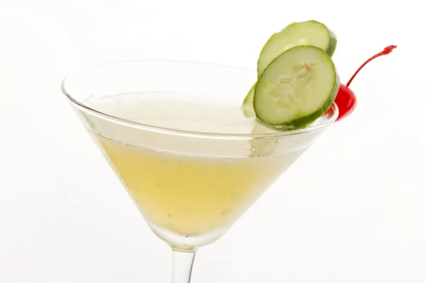 Cocktail met komkommer — Stockfoto
