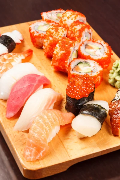 Smaczne sushi — Zdjęcie stockowe
