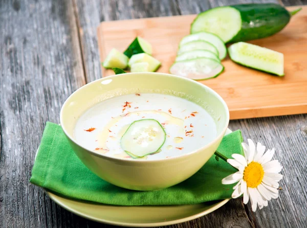 Chilled Cucumber Soup — Stock Photo, Image
