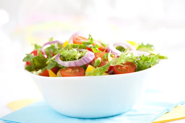 Sağlıklı yeşil salata — Stok fotoğraf