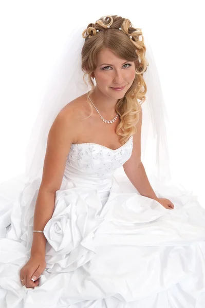 Lächelnde schöne Braut — Stockfoto