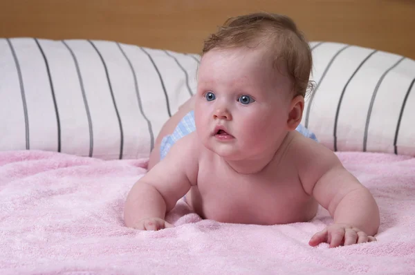 Pequeno retrato de bebê — Fotografia de Stock
