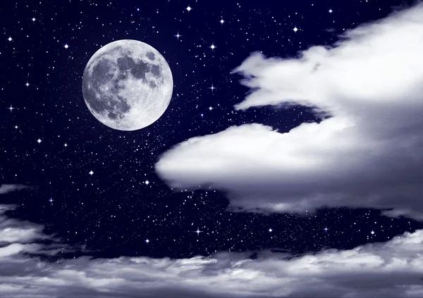 Luna piena in nuvole — Foto Stock