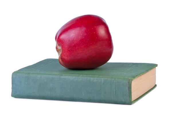 Jabłko na stare książki. — Zdjęcie stockowe