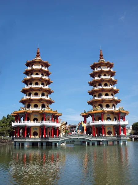 Les pagodes du Tigre et du Dragon — Photo