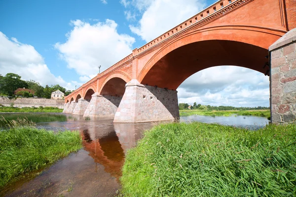 Puente en Kuldiga, Letonia . —  Fotos de Stock