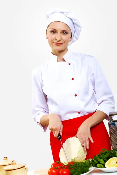 Portrait d'un jeune cuisinier en uniforme — Photo