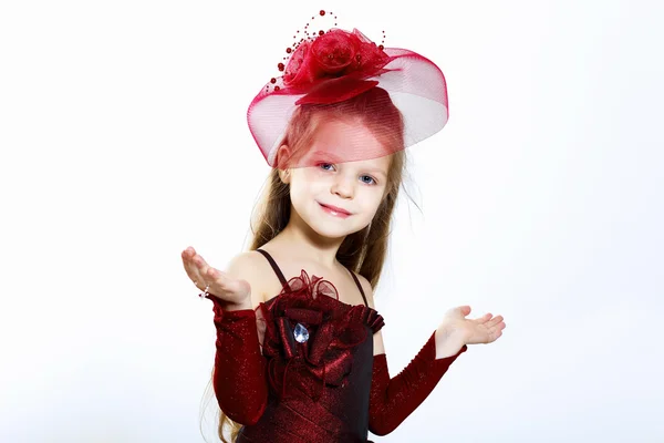 Malá holčička v krásných šatech — Stock fotografie