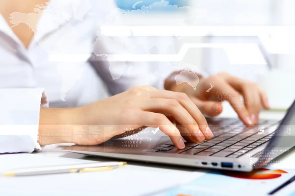 Business person working on computer — Stock Photo, Image